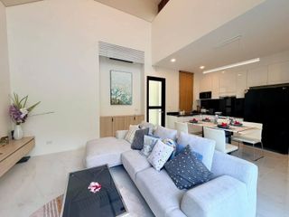 For rent 3 bedrooms villa in Mueang Phuket, Phuket