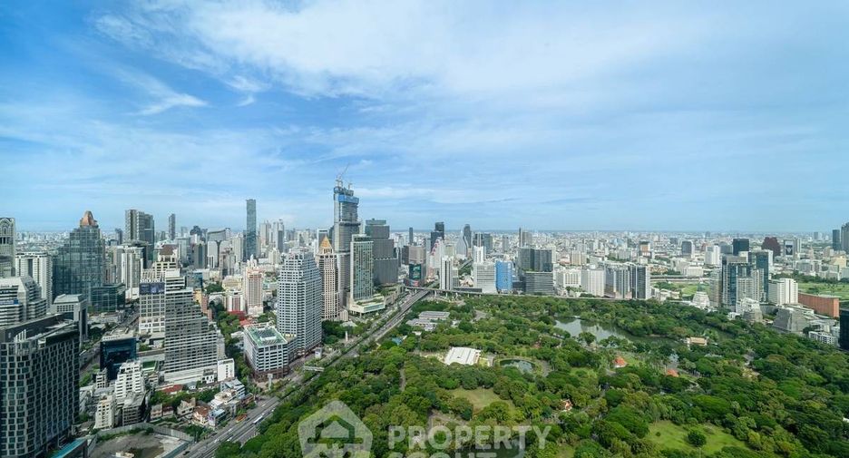À louer et à vendre 4 chambres condo à Sathon, Bangkok