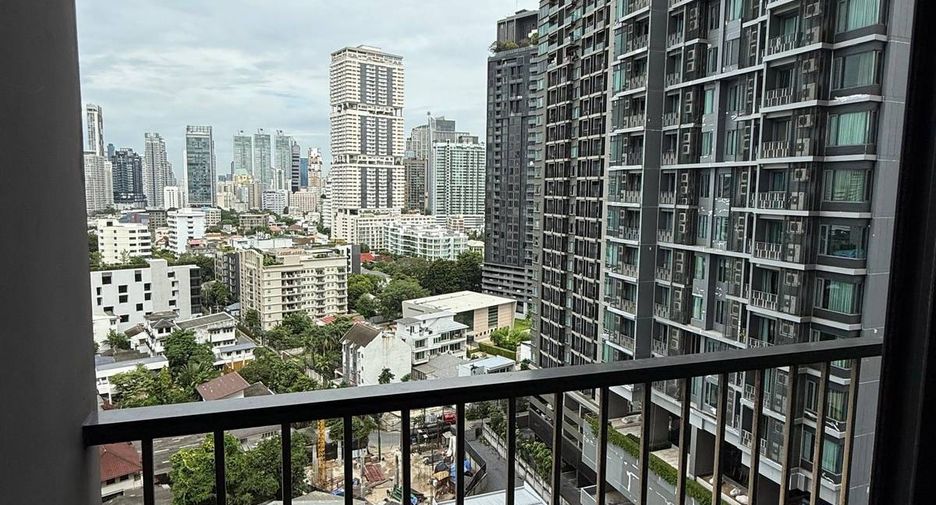 For rent 1 bed condo in Khlong Toei, Bangkok