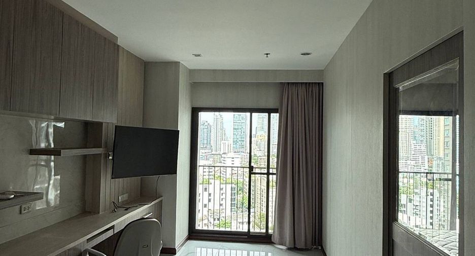 For rent 1 bed condo in Khlong Toei, Bangkok