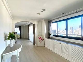 Аренда 4 спальни апартаменты в Щаттхана, Бангкок