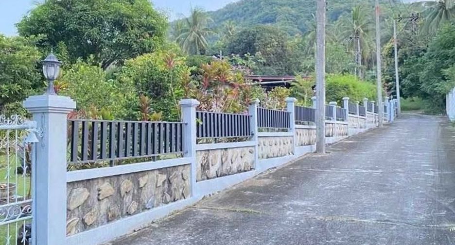 Продажа 4 спальни дом в Самуи, Сураттани