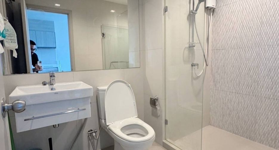 Аренда и продажа 2 спальни кондо в Кхлонг Тоеи, Бангкок