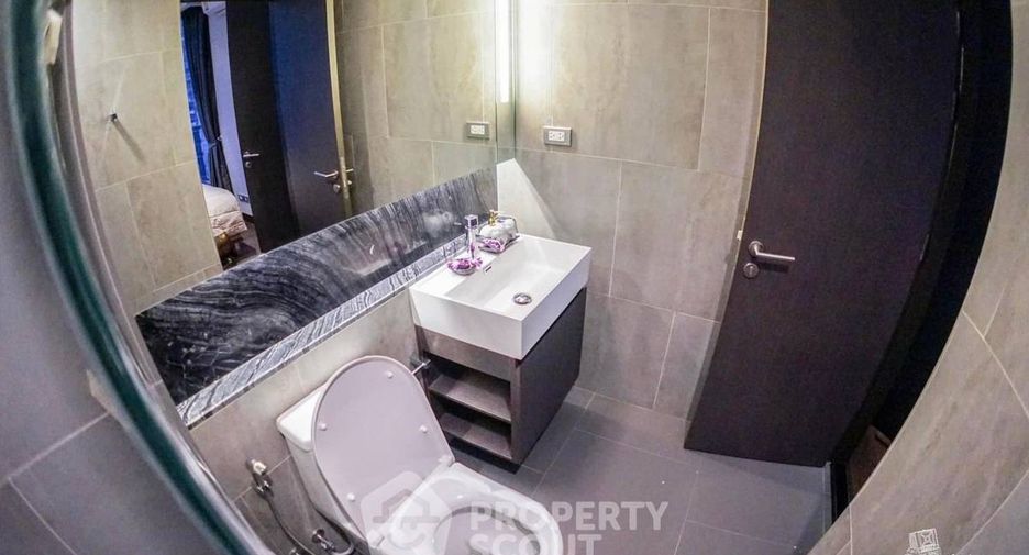 À vendre 1 chambre condo à Khlong Toei, Bangkok