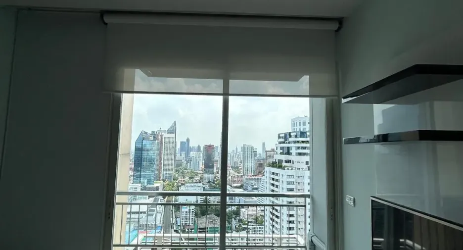 For rent 1 bed condo in Watthana, Bangkok