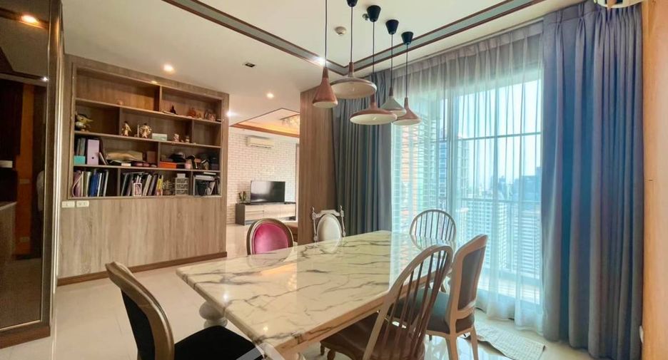 For sale 3 ベッドルーム condo in Watthana, Bangkok