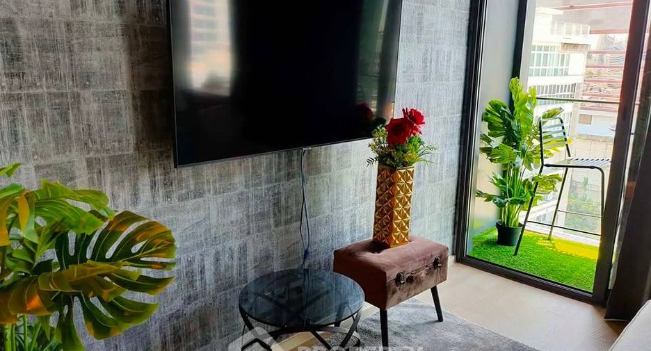 For sale 1 bed condo in Bang Rak, Bangkok