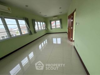 Продажа 5 спальни дом в Mueang Chon Buri, Чонбури