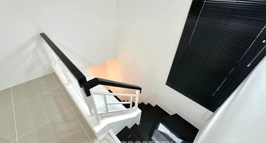 出售 3 卧室 独立屋 在 Bang Lamung, Chon Buri