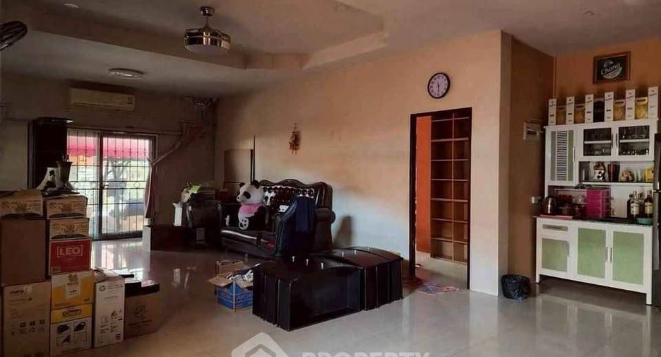 Продажа 4 спальни дом в Mueang Chon Buri, Чонбури