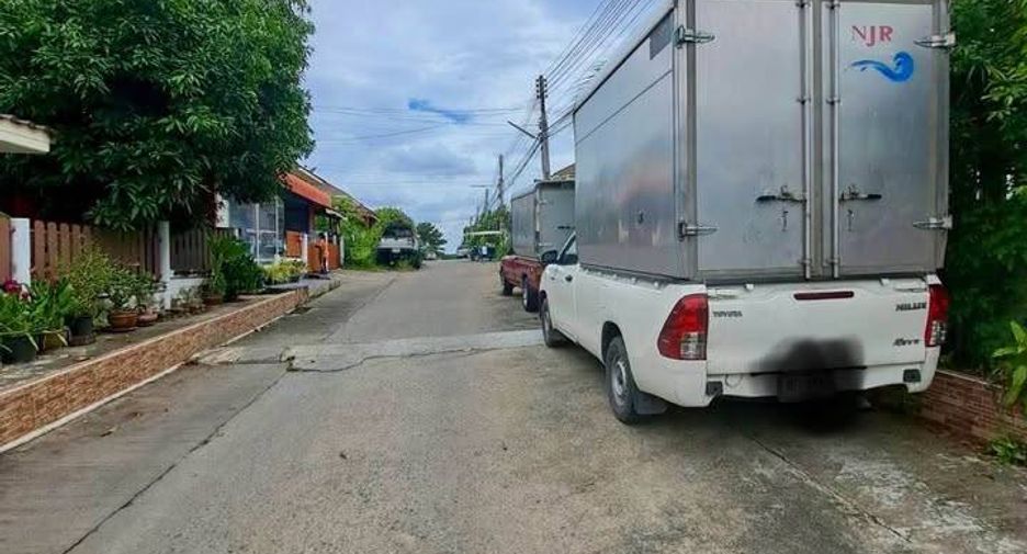 Haus zum Kauf mit 4 Zimmer in Si Racha, Chonburi