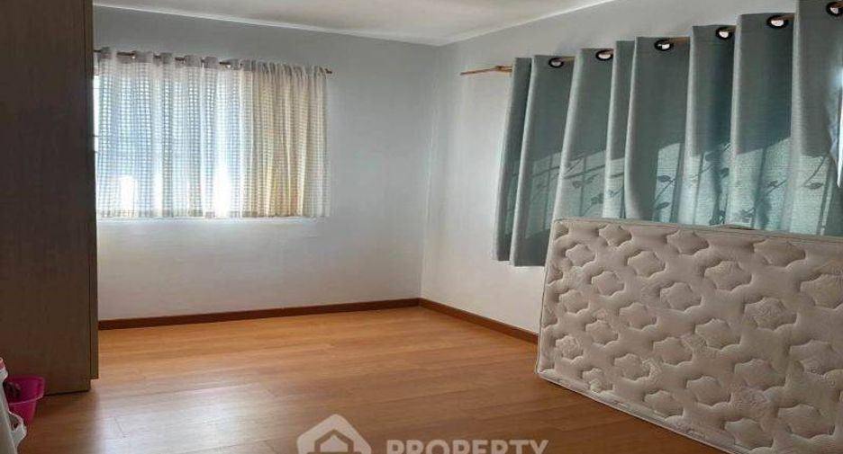 Wohnung zum Kauf mit 3 Zimmer in Si Racha, Chonburi