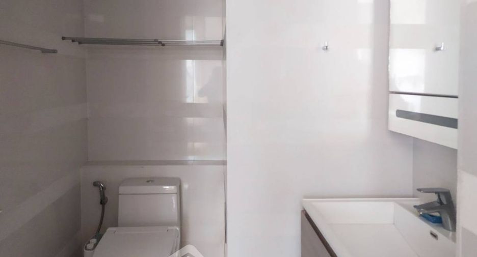 Condo en venta de 1 habitaciones en Khlong Toei, Bangkok