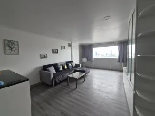 À louer 2 chambres condo à Phra Khanong, Bangkok