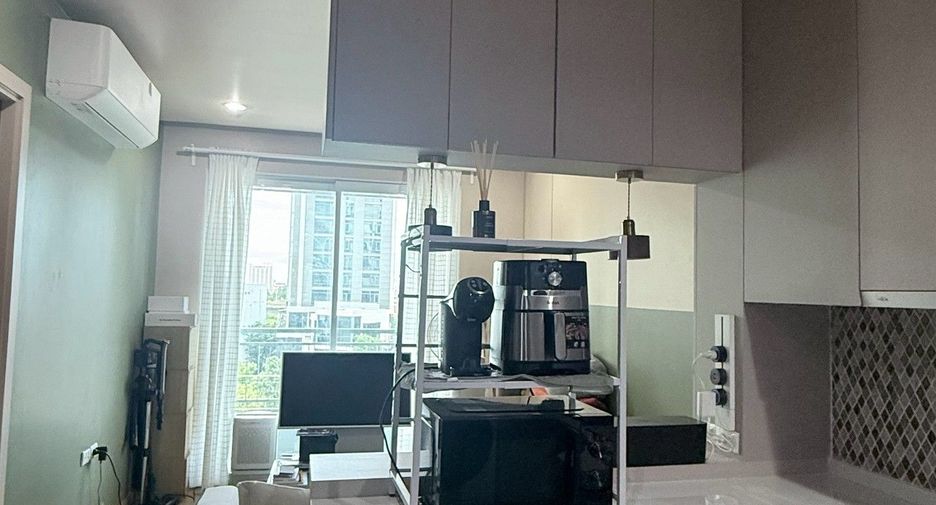 For sale 1 bed condo in Watthana, Bangkok