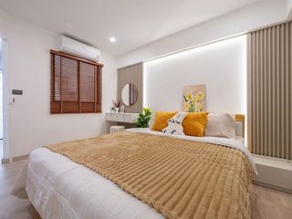 Продажа 2 спальни кондо в Хуаи Кхщанг, Бангкок