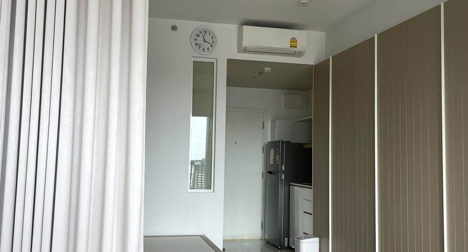 Condo en alquiler de 1 habitaciones en Bang Rak, Bangkok