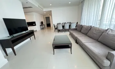 Condo en alquiler de 3 habitaciones en Watthana, Bangkok