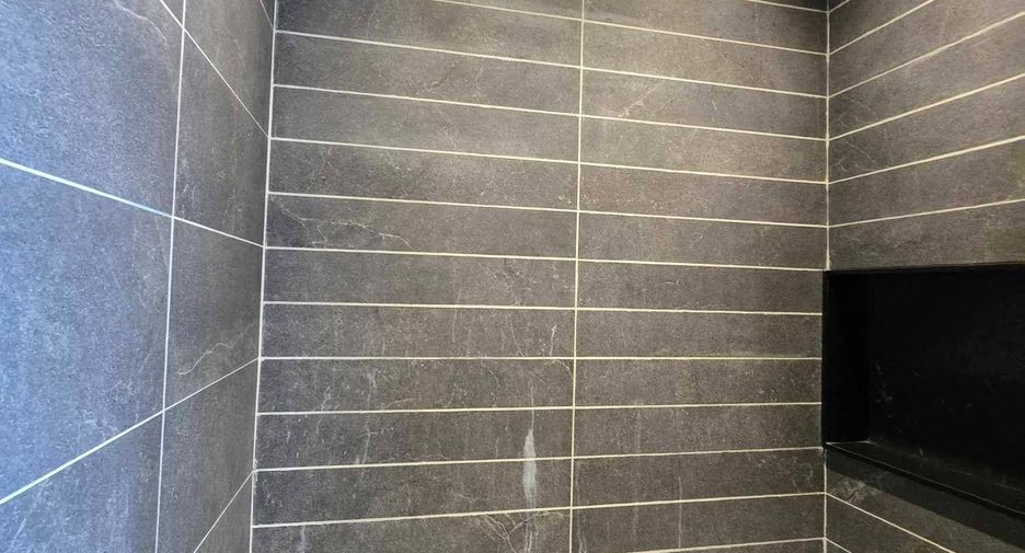 Продажа 3 спальни таунхаус в Хуаи Кхщанг, Бангкок