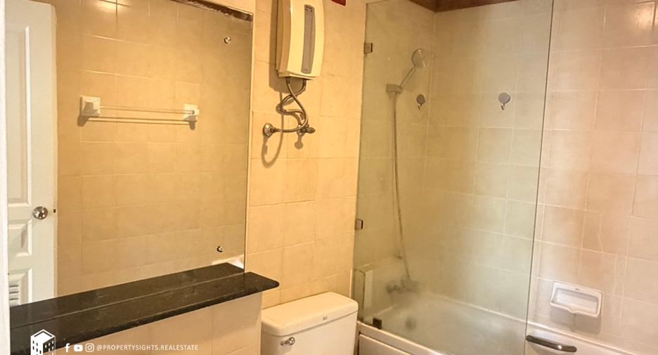 Wohnung zur Miete mit 3 Zimmer in Khlong Toei, Bangkok
