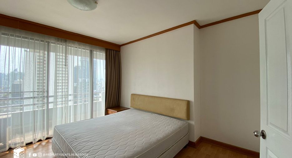 For rent 3 ベッドルーム condo in Watthana, Bangkok