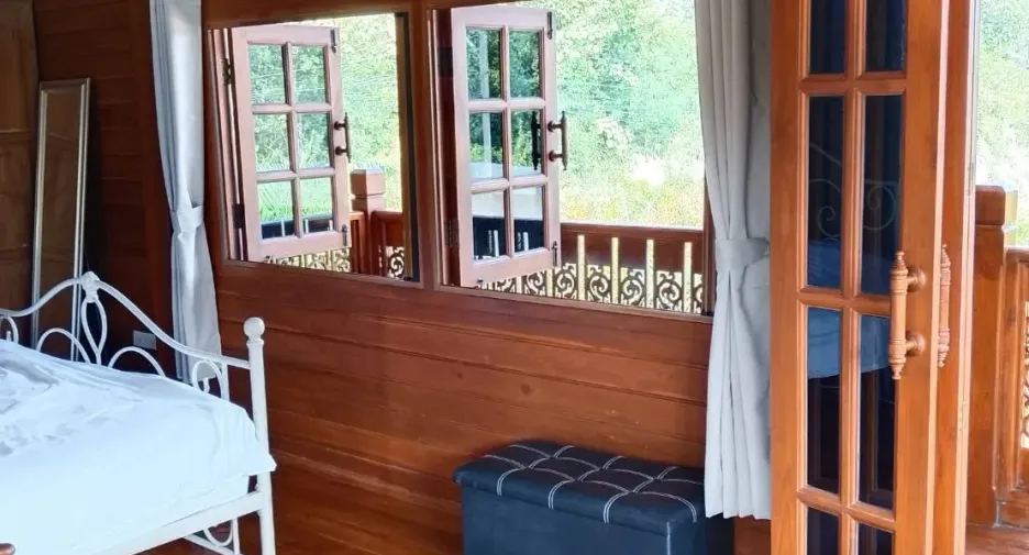 Продажа 4 спальни дом в Сан Саи, Чианг Маи