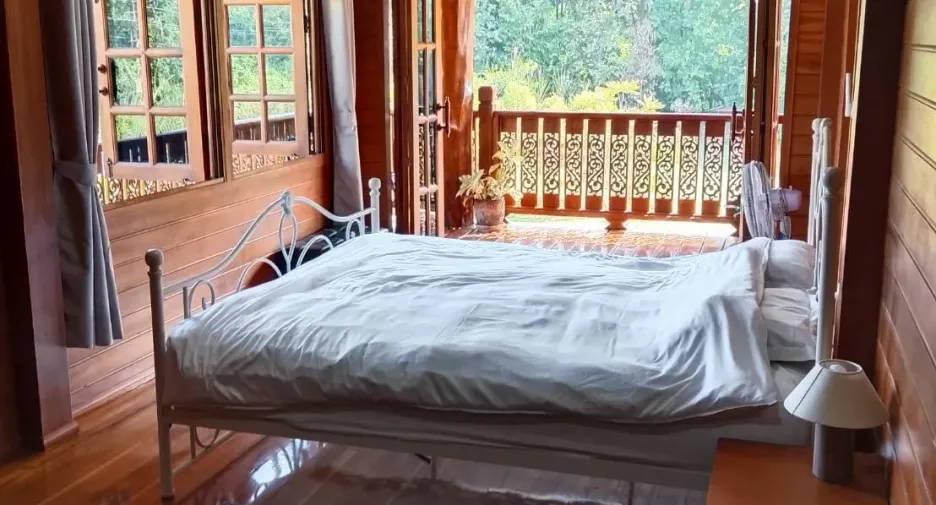 Продажа 4 спальни дом в Сан Саи, Чианг Маи