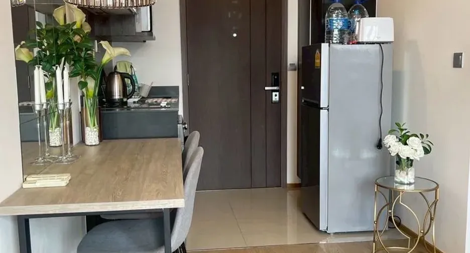 For rent 1 bed condo in Bang Rak, Bangkok