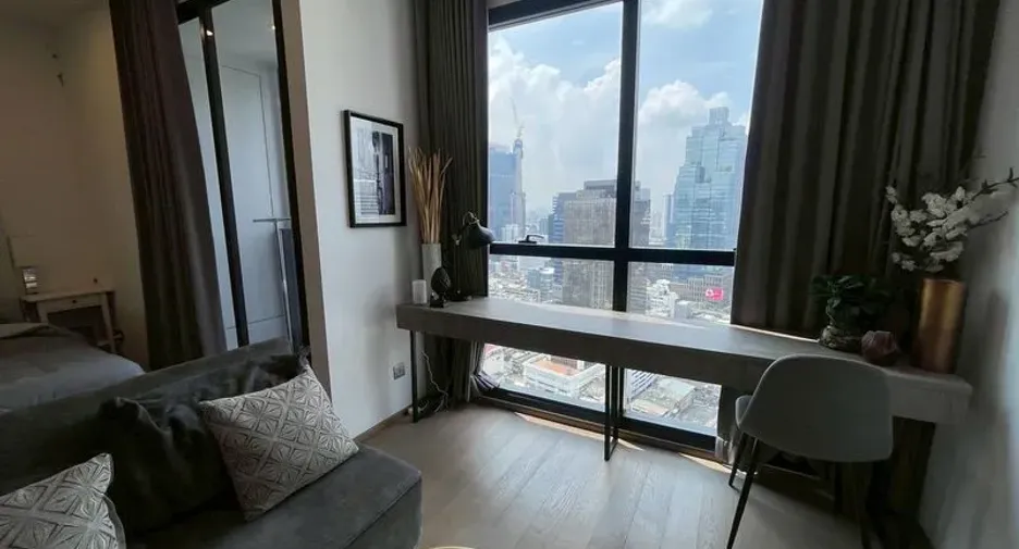 For rent 1 bed condo in Bang Rak, Bangkok
