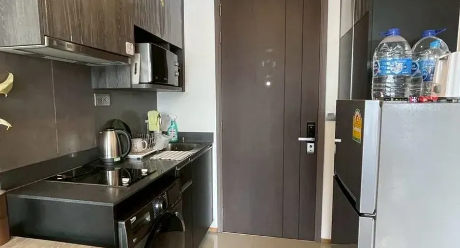 For rent 1 bed condo in Bang Rak, Bangkok