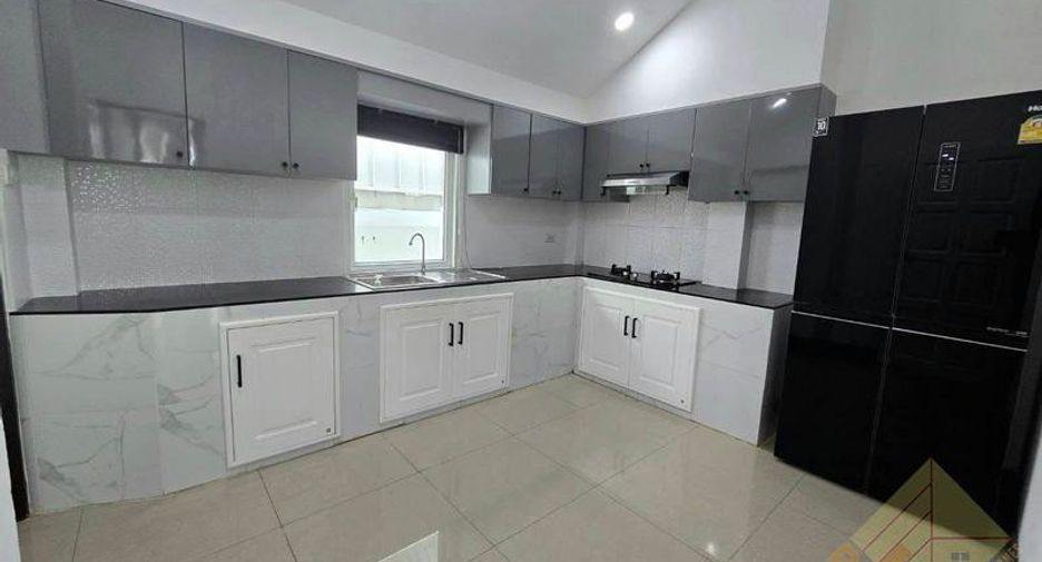 Casa en venta de 3 habitaciones en Bang Lamung, Chonburi