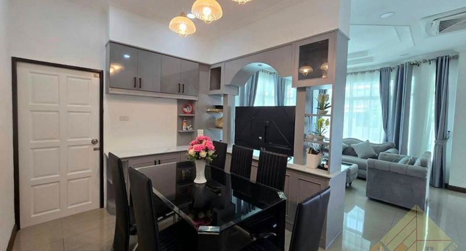 Casa en venta de 3 habitaciones en Bang Lamung, Chonburi