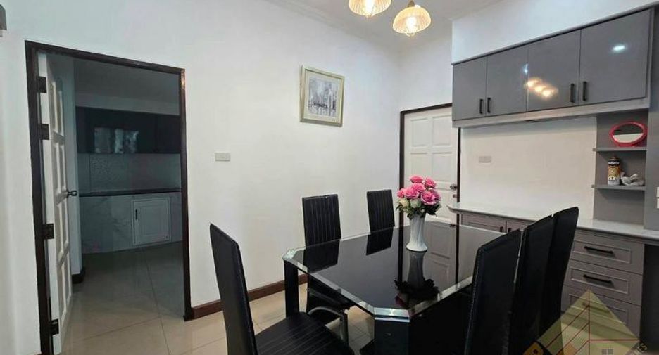 Casa en venta de 3 habitaciones en Bang Lamung, Chonburi