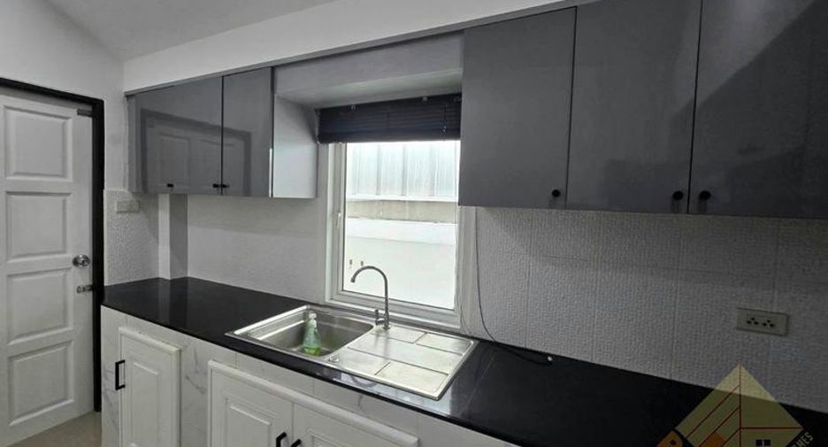 Casa en venta de 3 habitaciones en Bang Lamung, Chonburi