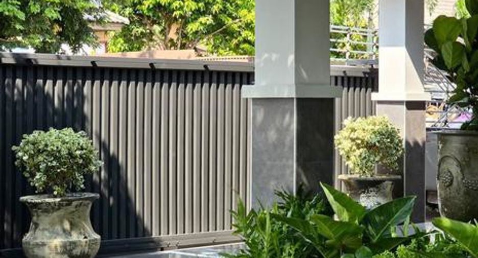 For rent 3 bedrooms house in Bang Lamung, Chonburi