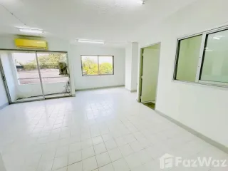 Аренда офис в Щанг Тхонгланг, Бангкок