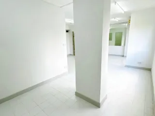 Аренда офис в Щанг Тхонгланг, Бангкок