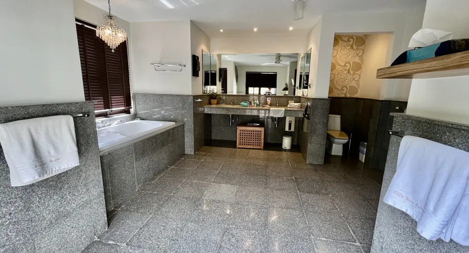 For sale 5 bedrooms villa in Hua Hin, Prachuap Khiri Khan