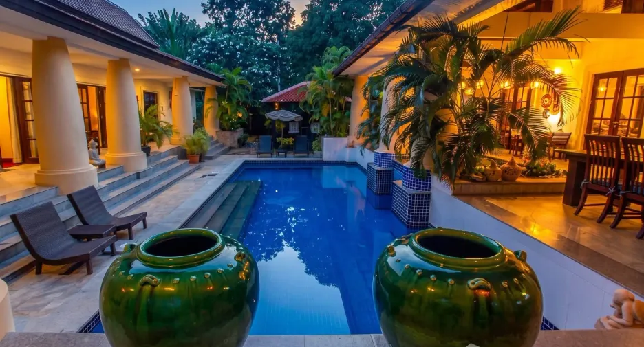 For sale 5 bedrooms villa in Hua Hin, Prachuap Khiri Khan