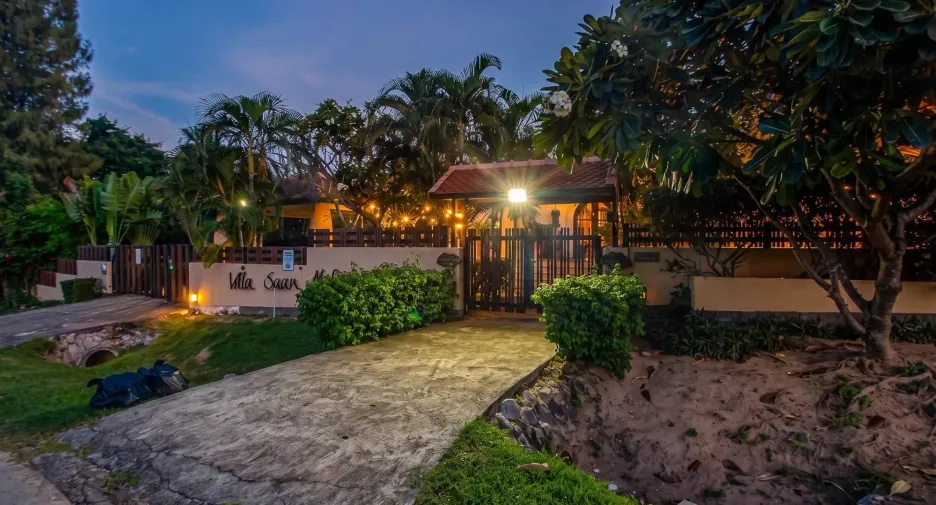 For sale 5 bedrooms villa in Hua Hin, Prachuap Khiri Khan