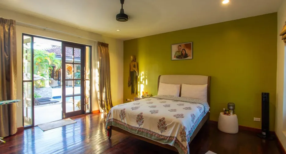 For sale 5 bedrooms villa in Hua Hin, Prachuap Khiri Khan