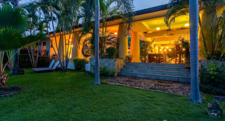 For sale 5 bedrooms villa in Hua Hin, Prachuap Khiri Khan