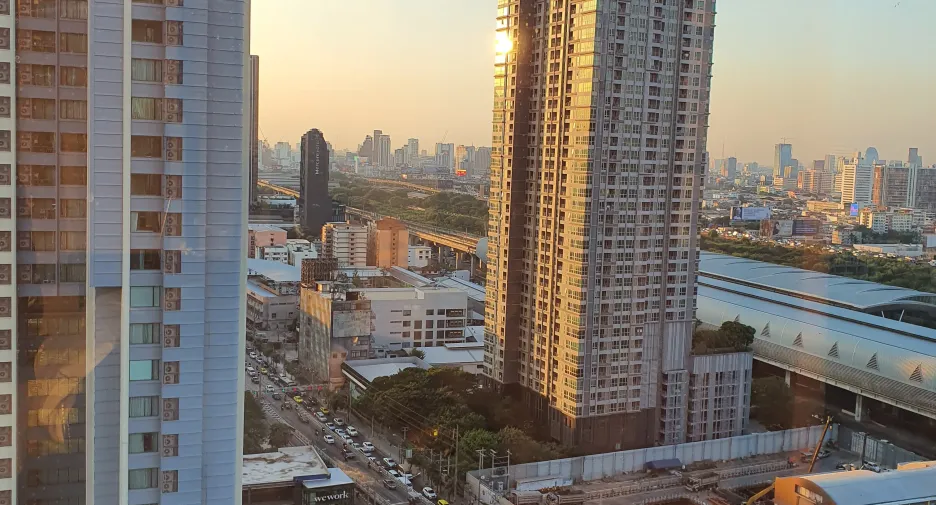 For rent 2 ベッドルーム condo in Watthana, Bangkok