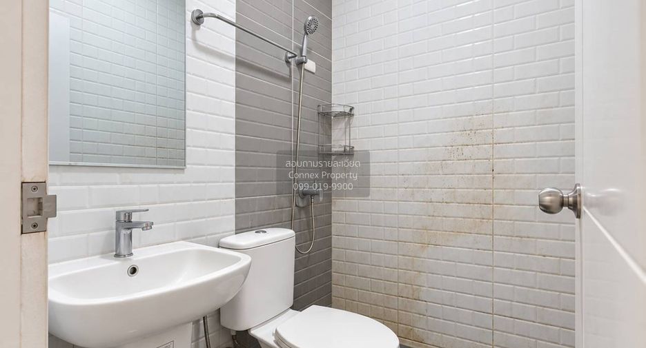 For sale 2 ベッドルーム townhouse in Thalang, Phuket