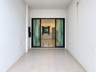 For sale 2 ベッドルーム townhouse in Thalang, Phuket
