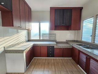 Продажа 4 спальни дом в Тхащи Щаттхана, Бангкок