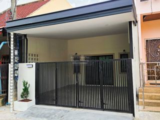 Продажа 3 спальни таунхаус в Пхукет Тощн, Пхукет