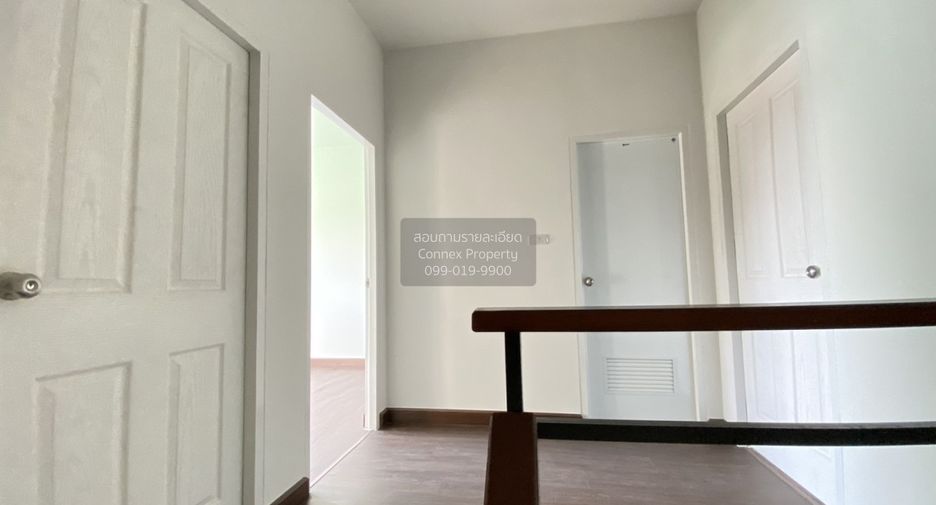 Продажа 3 спальни дом в Si Racha, Чонбури
