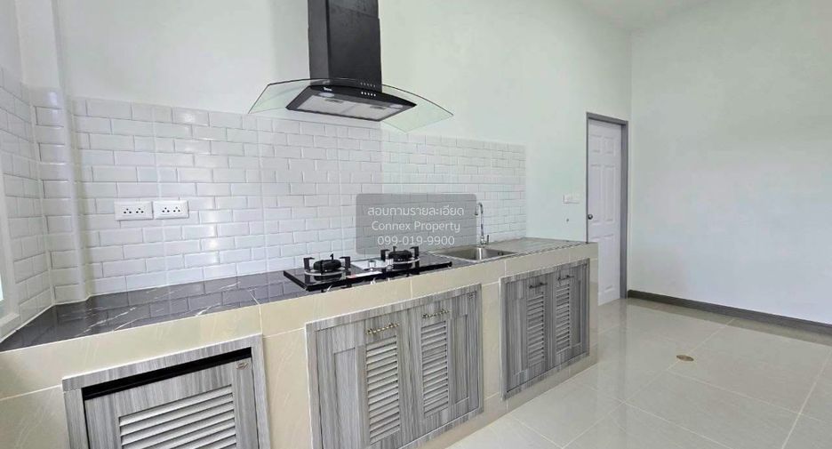For sale 2 ベッドルーム townhouse in Thalang, Phuket