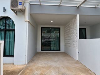 For sale 2 ベッドルーム townhouse in Thalang, Phuket